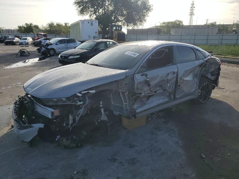 2024 Kia K5 მანქანა იყიდება აუქციონზე, vin: 5XXG64J26RG250567, აუქციონის ნომერი: 48135486