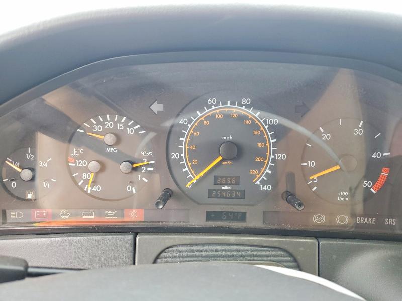 Продажа на аукционе авто 1992 Mercedes-benz 300, vin: WDBGB34E1NA046081, номер лота: 45886686