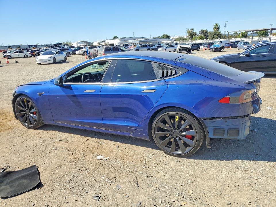 Продажа на аукционе авто 2017 Tesla Model S, vin: 5YJSA1E26HF218253, номер лота: 41828296