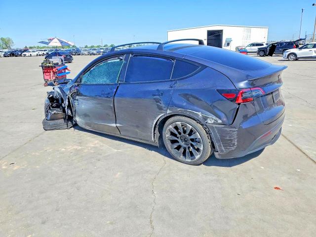 47246516 :رقم المزاد ، 7SAYGDEE7RF014179 vin ، 2024 Tesla Model Y مزاد بيع