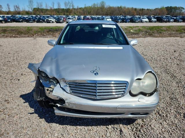 46024166 :رقم المزاد ، WDBRF61J52F248811 vin ، 2002 Mercedes-benz C مزاد بيع