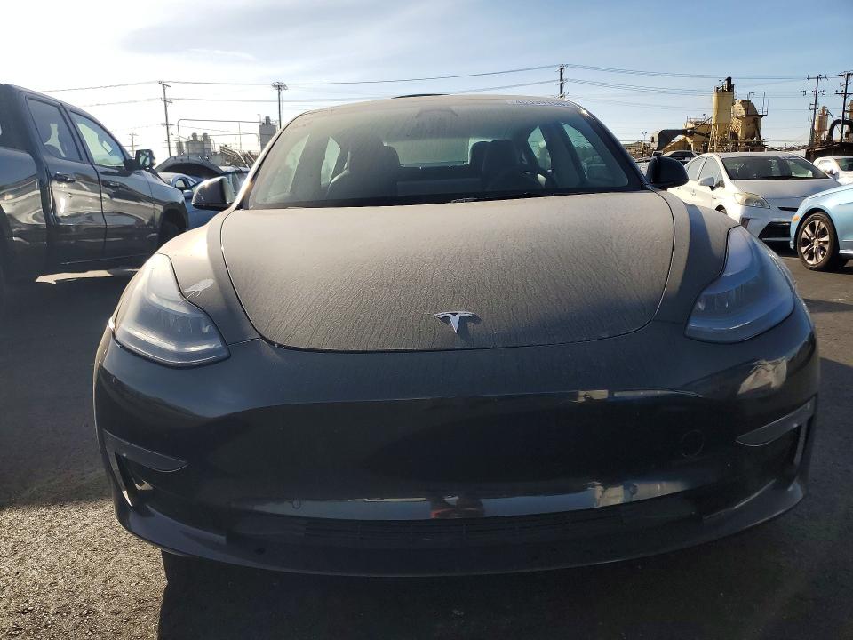 Продажа на аукционе авто 2022 Tesla Model 3, vin: 5YJ3E1EBXNF198805, номер лота: 46339156