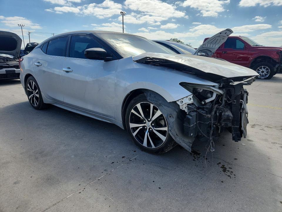 79646425 :رقم المزاد ، 1N4AA6AP3JC392851 vin ، 2018 Nissan Maxima مزاد بيع