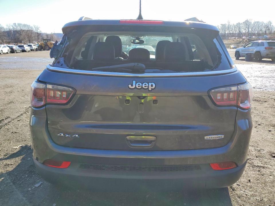 2019 Jeep Compass მანქანა იყიდება აუქციონზე, vin: 3C4NJDBB4KT827904, აუქციონის ნომერი: 46982666