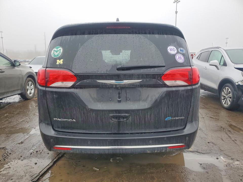 79992835 :رقم المزاد ، 2C4RC1L76JR145130 vin ، 2018 Chrysler Pacifica مزاد بيع