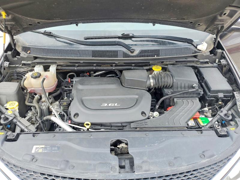 46737146 :رقم المزاد ، 2C4RC1GG5JR353302 vin ، 2018 Chrysler Pacifica مزاد بيع