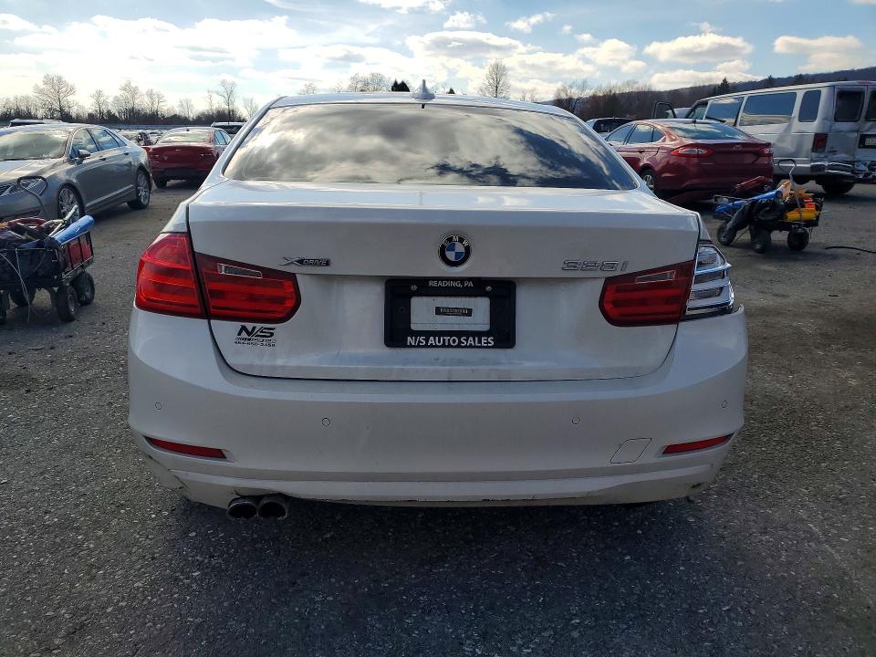 Продаж на аукціоні авто 2014 Bmw 328, vin: WBA3B5C58EP540784, номер лоту: 46523246