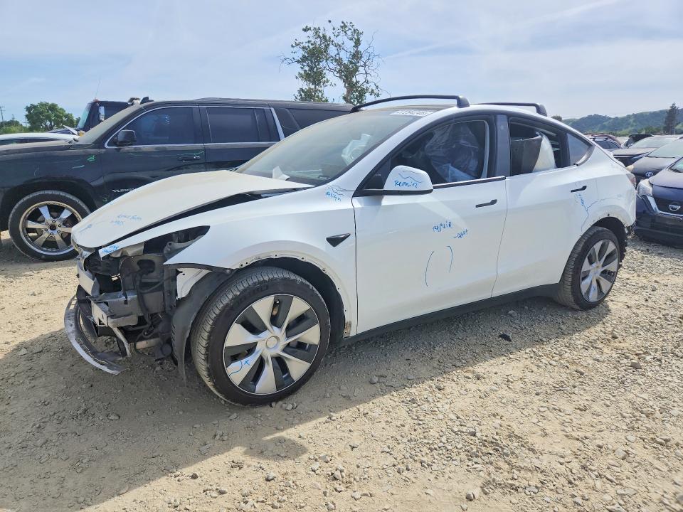 Продаж на аукціоні авто 2023 Tesla Model Y, vin: 7SAYGDEE2PF600897, номер лоту: 47294246