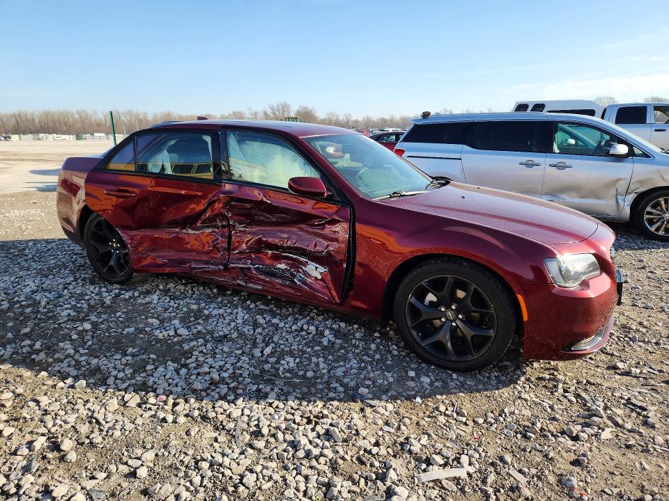 Продаж на аукціоні авто 2022 Chrysler 300, vin: 2C3CCABG2NH167620, номер лоту: 46446176