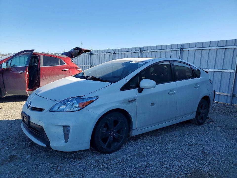 2013 Toyota Prius მანქანა იყიდება აუქციონზე, vin: JTDKN3DU7D5613752, აუქციონის ნომერი: 47900686