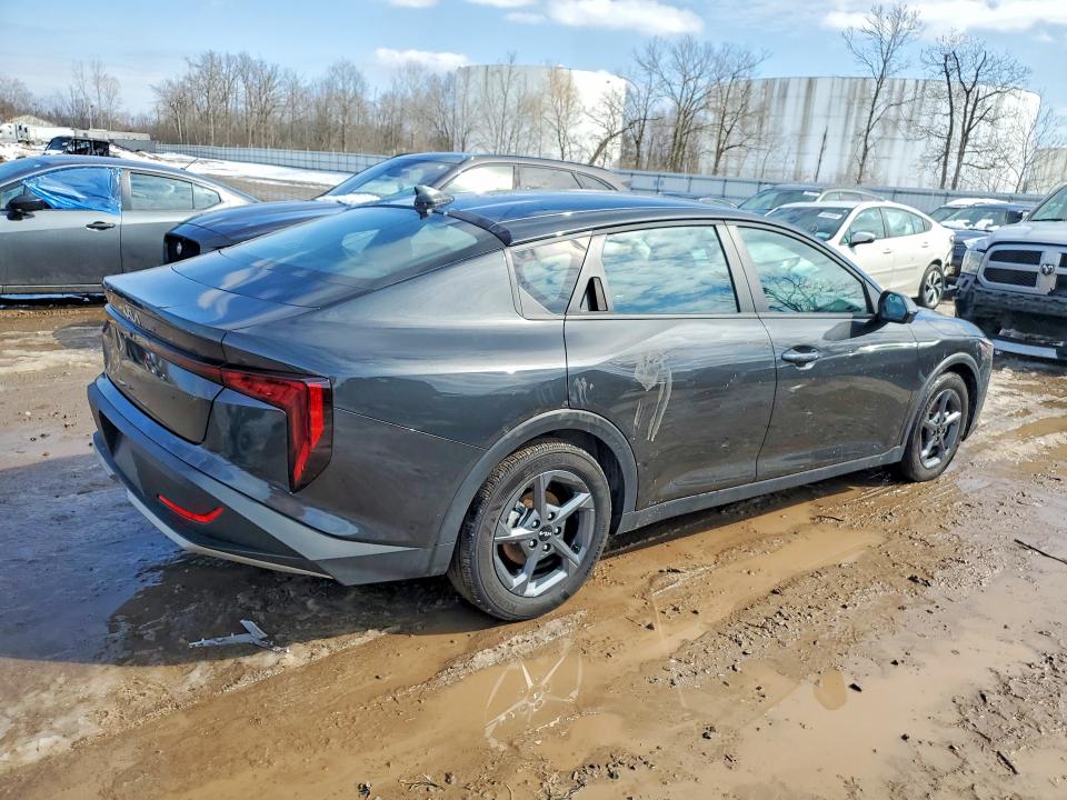 Продаж на аукціоні авто 2025 Kia K4, vin: 3KPFT4DE4SE133708, номер лоту: 46000026