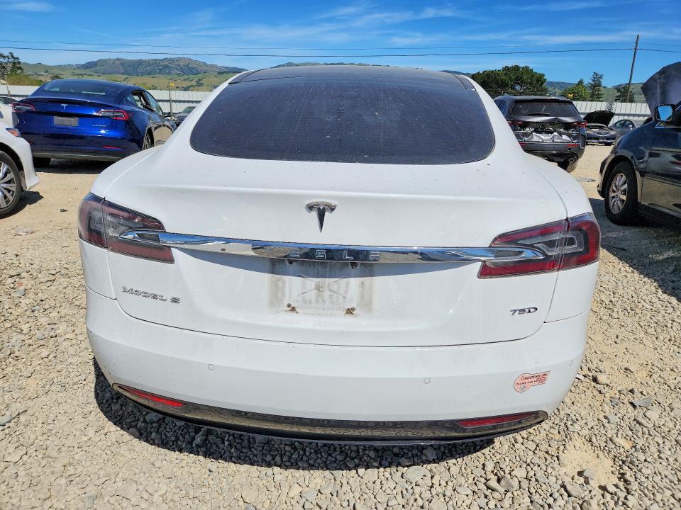 47630026 :رقم المزاد ، 5YJSA1E20GF141006 vin ، 2016 Tesla Model S مزاد بيع