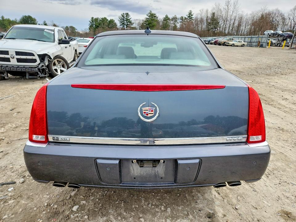 2010 Cadillac Dts მანქანა იყიდება აუქციონზე, vin: 1G6KH5EY2AU105407, აუქციონის ნომერი: 46026926