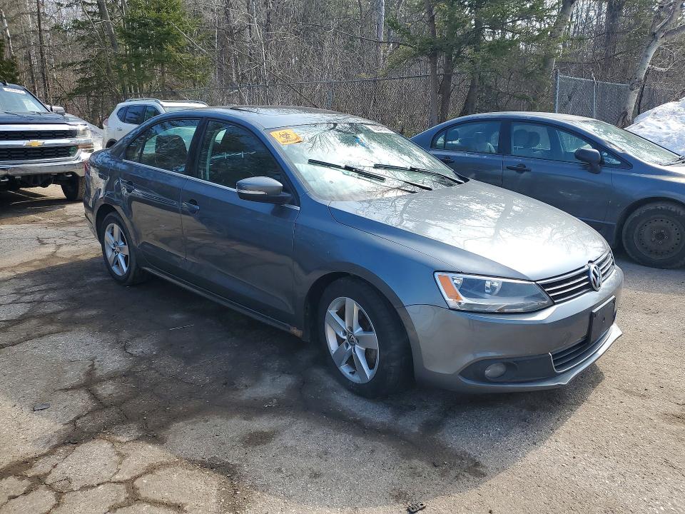 42047486 :رقم المزاد ، 3VWDL7AJ3DM452243 vin ، 2013 Volkswagen Jetta مزاد بيع