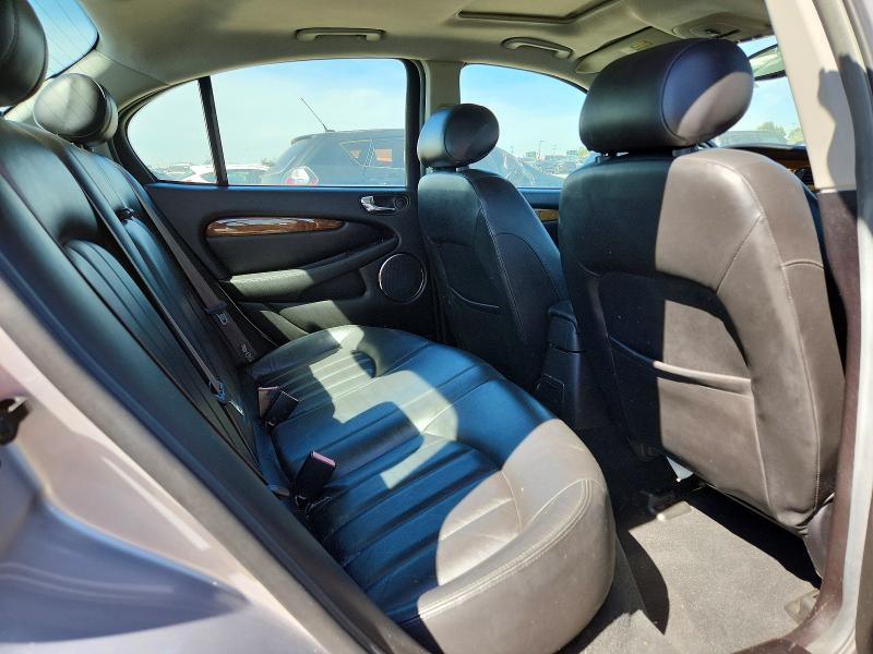 45564996 :رقم المزاد ، SAJEA51C22WC58694 vin ، 2002 Jaguar X-type مزاد بيع