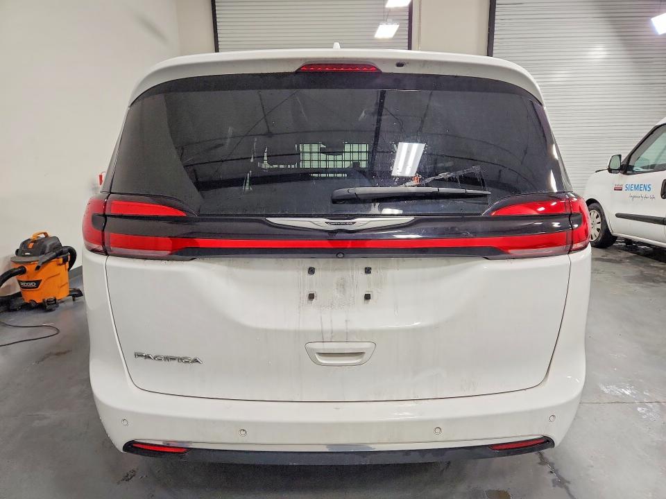 76000335 :رقم المزاد ، 2C4RC1FG7NR158051 vin ، 2022 Chrysler Pacifica مزاد بيع