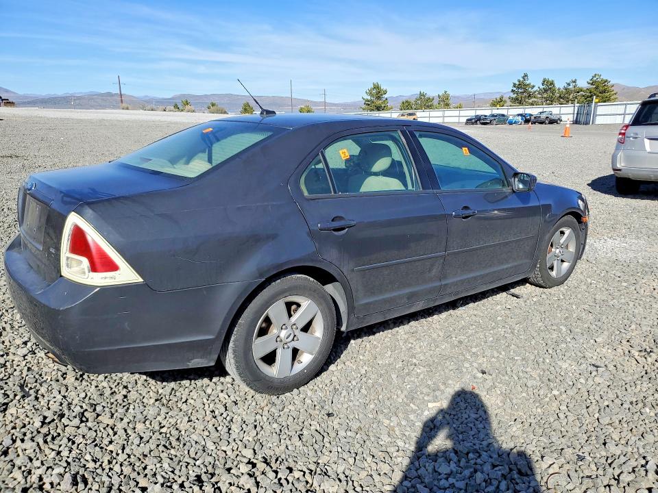2007 Ford Fusion მანქანა იყიდება აუქციონზე, vin: 3FAHP07Z97R217517, აუქციონის ნომერი: 46470366