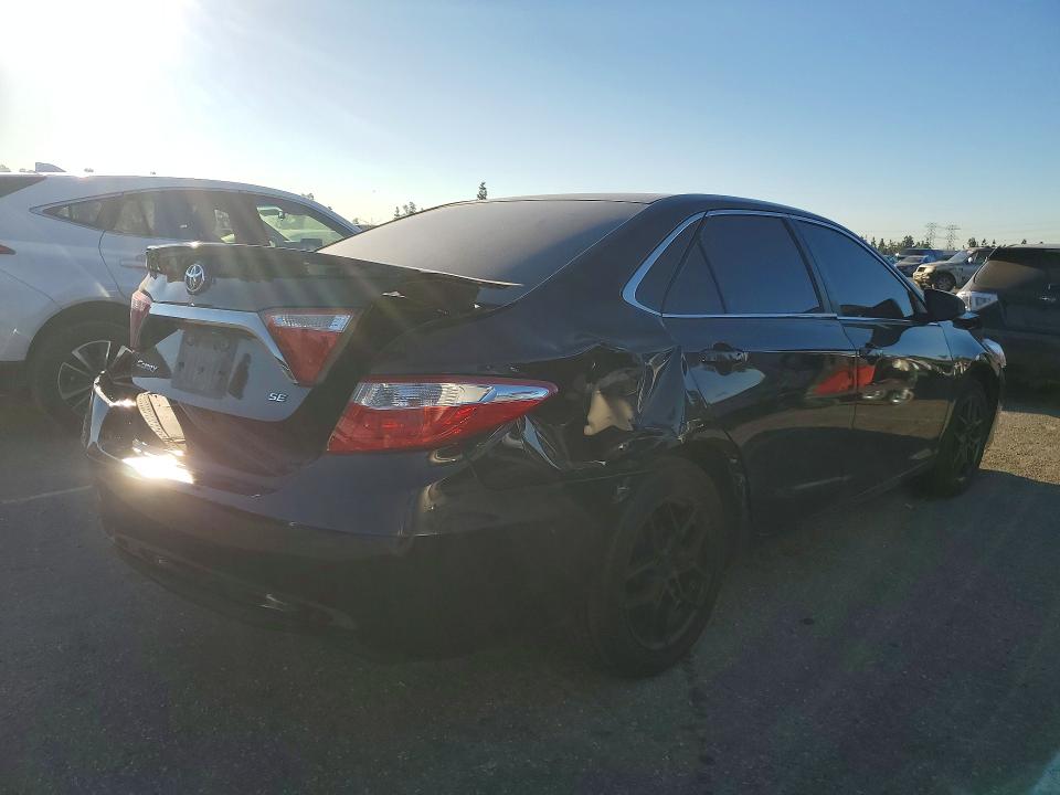 45773206 :رقم المزاد ، 4T1BF1FK6HU449348 vin ، 2017 Toyota Camry مزاد بيع
