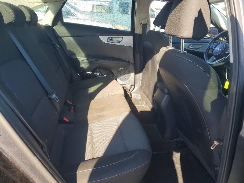 45882946 :رقم المزاد ، 3KPF24AD4PE677969 vin ، 2023 Kia Forte مزاد بيع