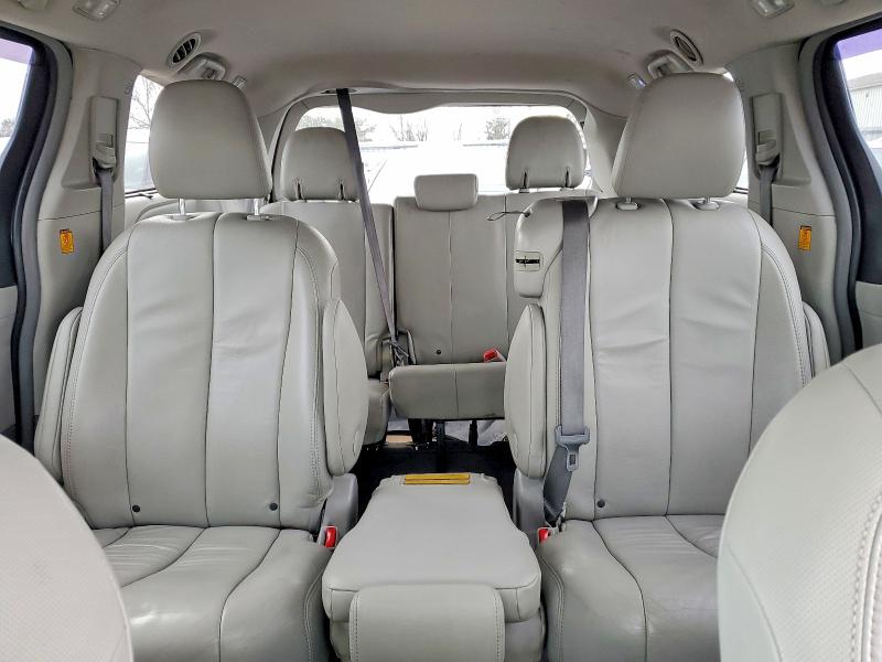 Продажа на аукционе авто 2013 Toyota Sienna, vin: 5TDYK3DC7DS354863, номер лота: 46511216