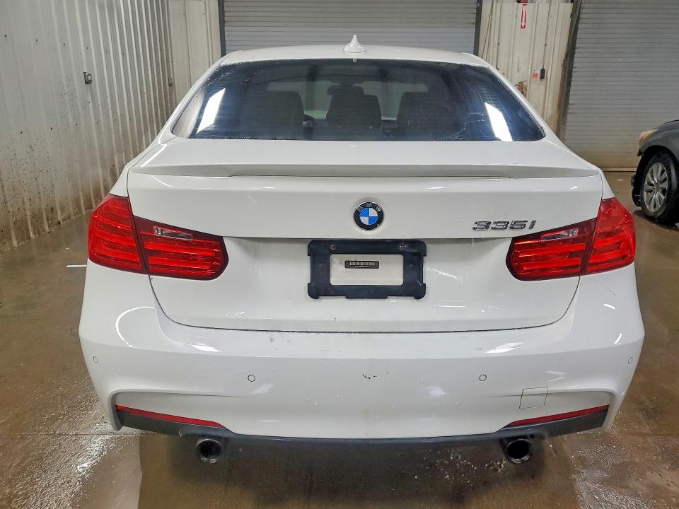 41690546 :رقم المزاد ، WBA3A9C50FF686677 vin ، 2015 Bmw 335 مزاد بيع