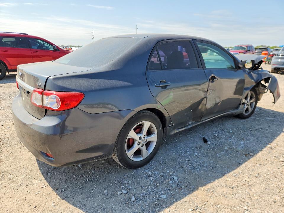 47929776 :رقم المزاد ، 5YFBU4EEXCP016886 vin ، 2012 Toyota Corolla مزاد بيع