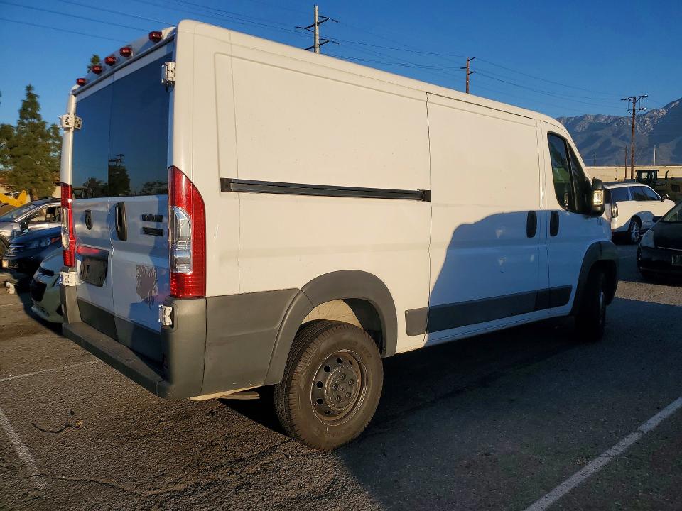 46574406 :رقم المزاد ، 3C6TRVAG5HE546458 vin ، 2017 Ram Promaster 1500 مزاد بيع