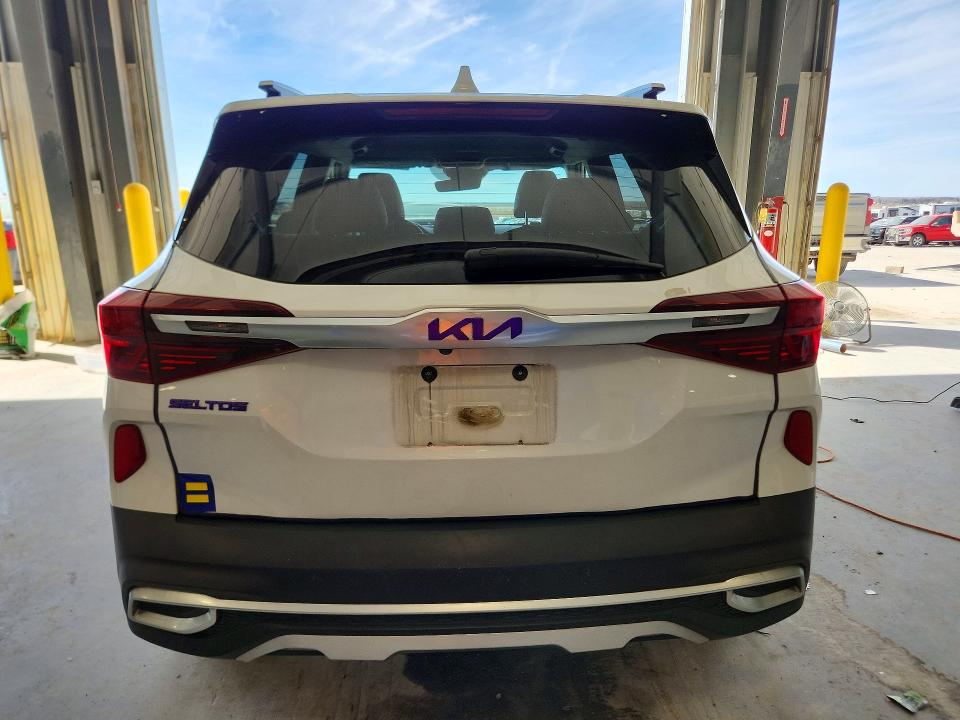 46704076 :رقم المزاد ، KNDETCA26P7358123 vin ، 2023 Kia Seltos مزاد بيع