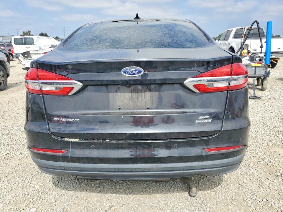 79687645 :رقم المزاد ، 3FA6P0LU5LR149048 vin ، 2020 Ford Fusion مزاد بيع