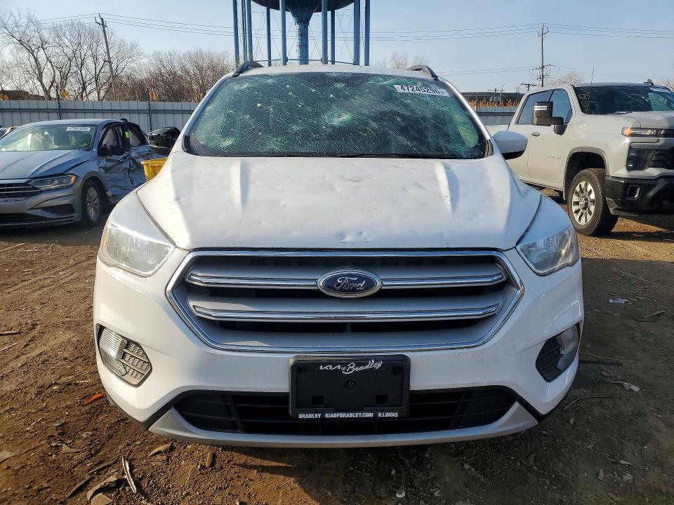 2018 Ford Escape მანქანა იყიდება აუქციონზე, vin: 1FMCU9GD1JUC28416, აუქციონის ნომერი: 47245296
