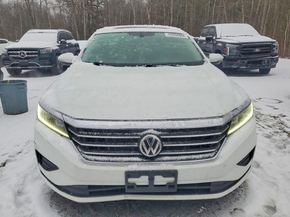 45934866 :رقم المزاد ، 1VWBA7A34MC008501 vin ، 2021 Volkswagen Passat مزاد بيع