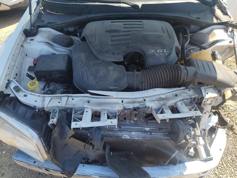 46114226 :رقم المزاد ، 2C3CCAKG4JH218397 vin ، 2018 Chrysler 300 مزاد بيع