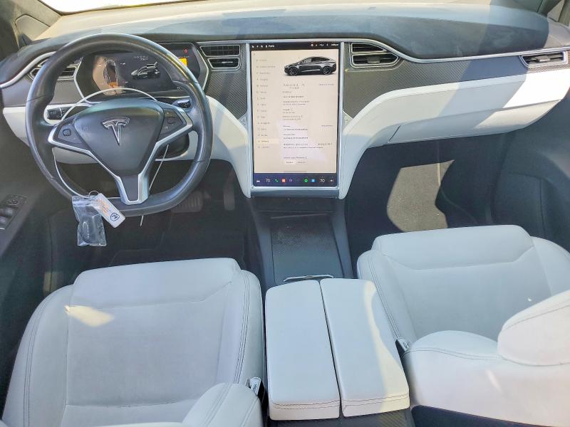 Продажа на аукционе авто 2017 Tesla Model X, vin: 5YJXCBE28HF040187, номер лота: 45655736