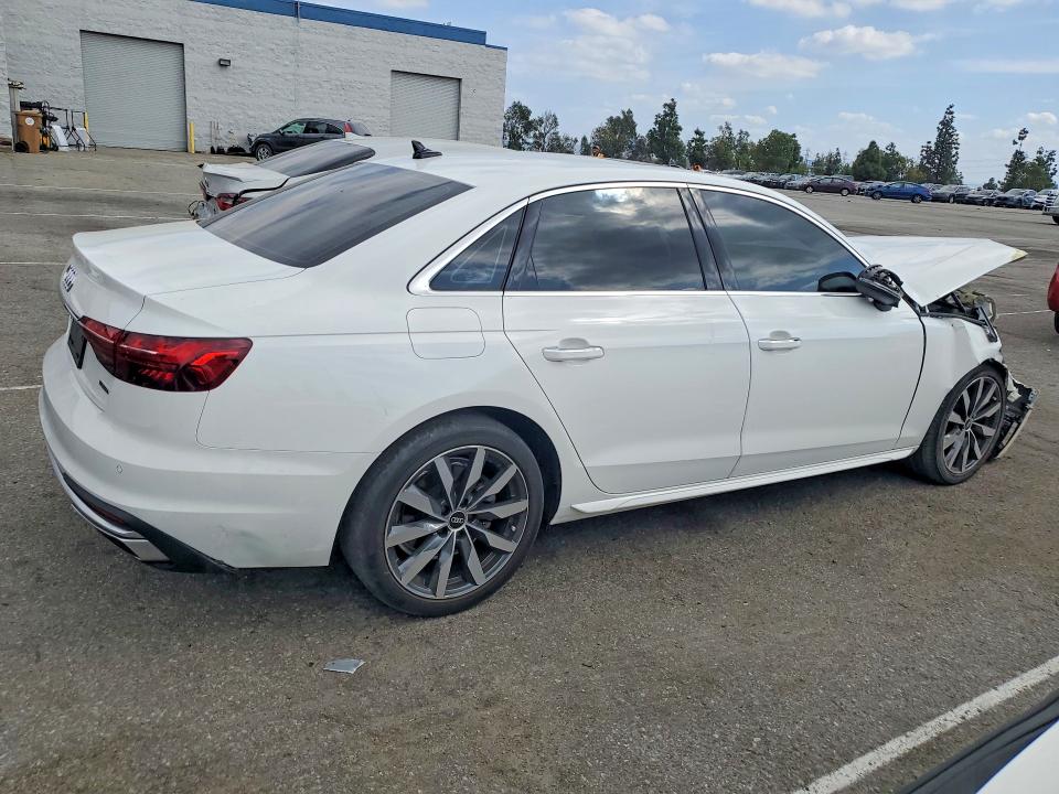 Продажа на аукционе авто 2021 Audi A4, vin: WAUABAF44MA052873, номер лота: 45694606