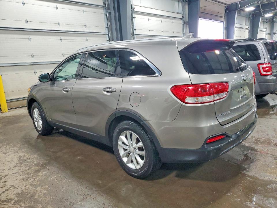 2016 Kia Sorento მანქანა იყიდება აუქციონზე, vin: 5XYPGDA38GG037604, აუქციონის ნომერი: 45949496