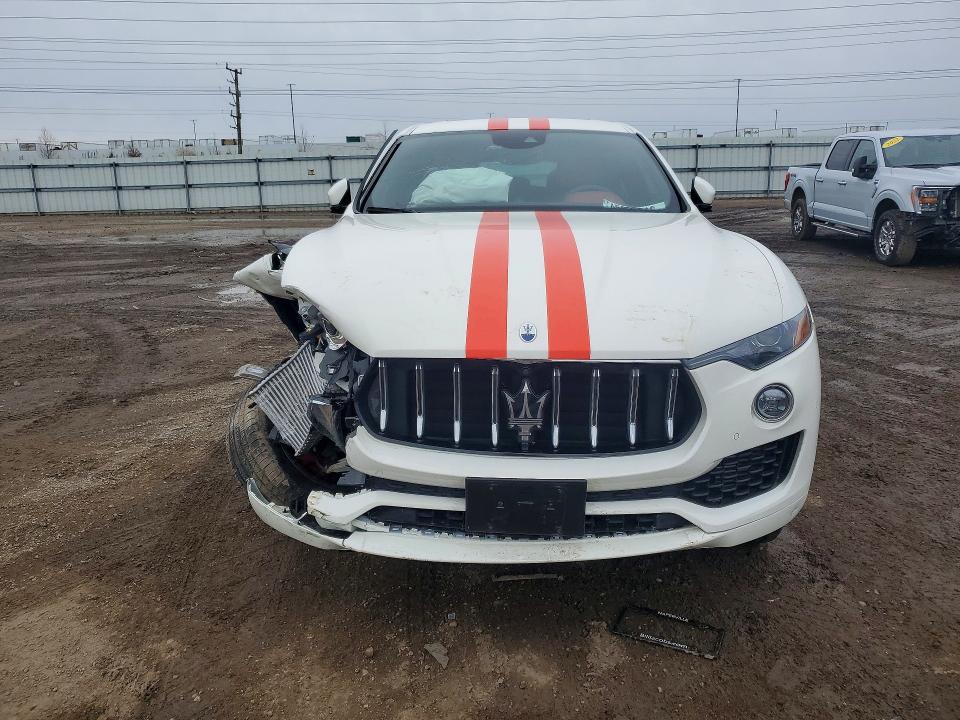 Продажа на аукционе авто 2023 Maserati Levante, vin: ZN661XUA4PX422212, номер лота: 45825616