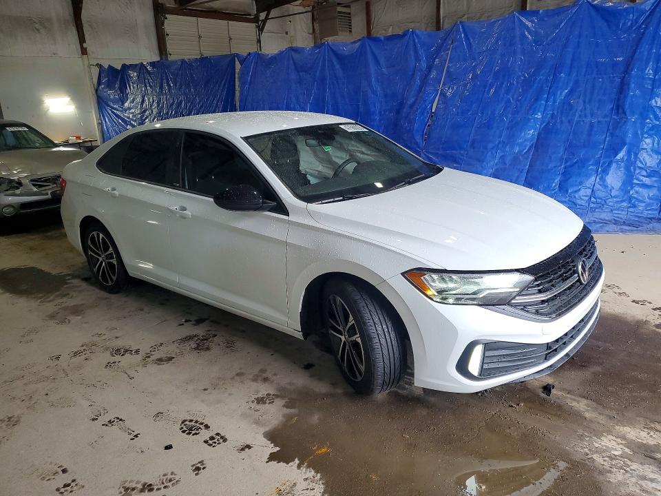 Продаж на аукціоні авто 2024 Volkswagen Jetta, vin: 3VWBM7BU9RM025945, номер лоту: 47560226