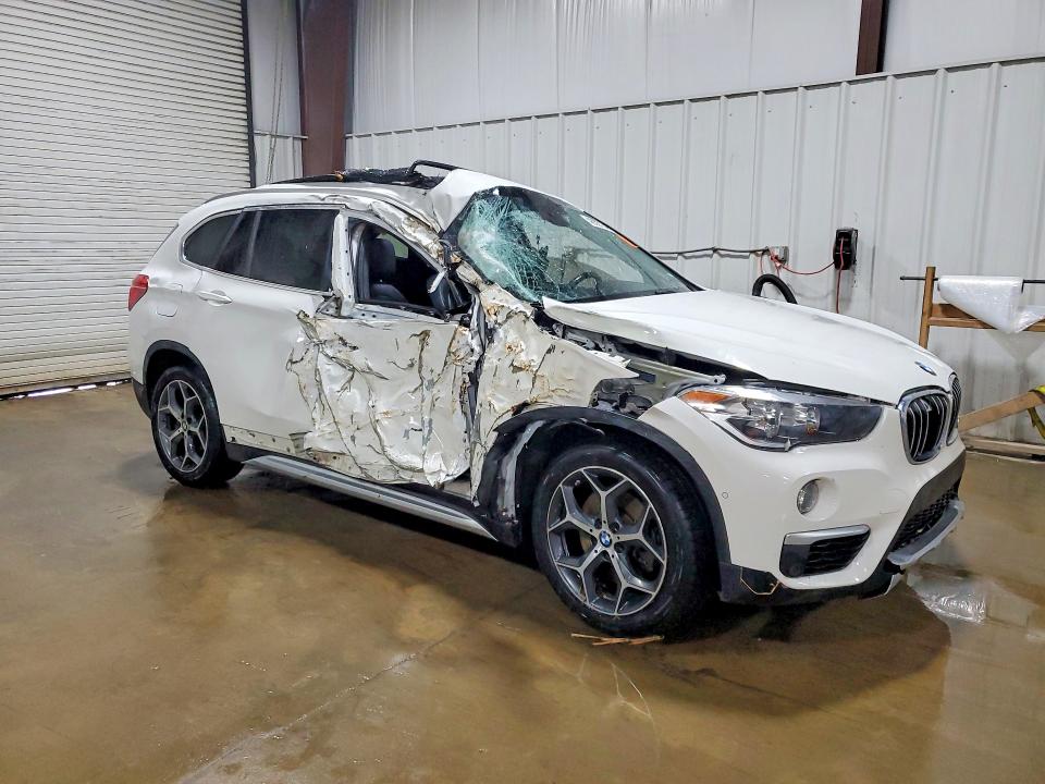 Продажа на аукционе авто 2017 Bmw X1, vin: WBXHT3C31H5F83040, номер лота: 48327746