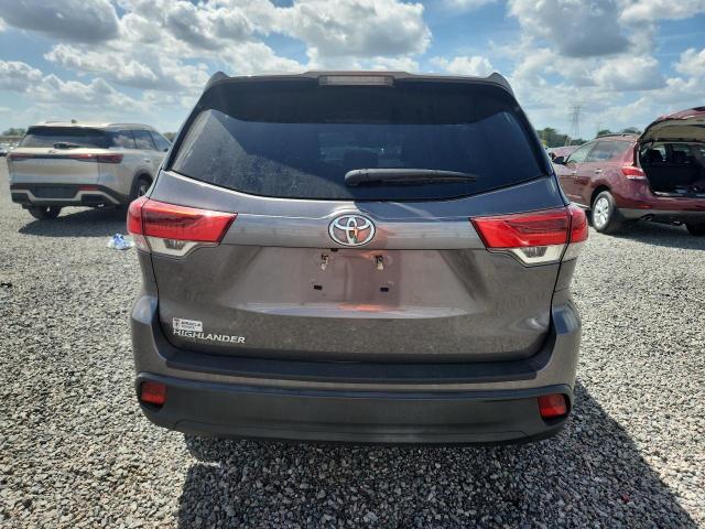 48172166 :رقم المزاد ، 5TDZZRFH2KS296007 vin ، 2019 Toyota Highlander مزاد بيع