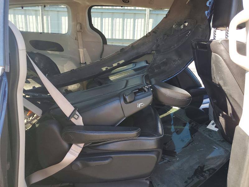 Продаж на аукціоні авто 2018 Chrysler Pacifica, vin: 2C4RC1N72JR236599, номер лоту: 46649426