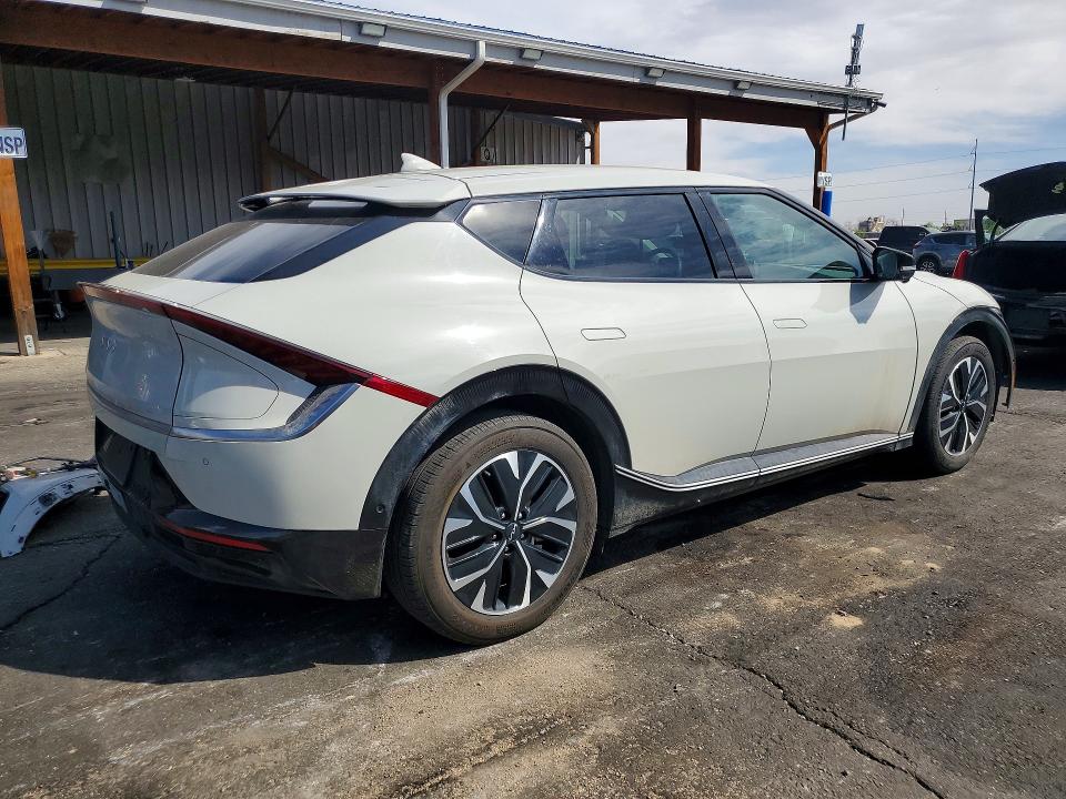 Продажа на аукционе авто 2022 Kia Ev6, vin: KNDC3DLC8N5025580, номер лота: 48144146