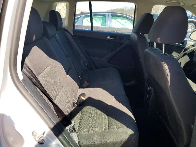 45703946 :رقم المزاد ، WVGAV7AX8DW541676 vin ، 2013 Volkswagen Tiguan مزاد بيع