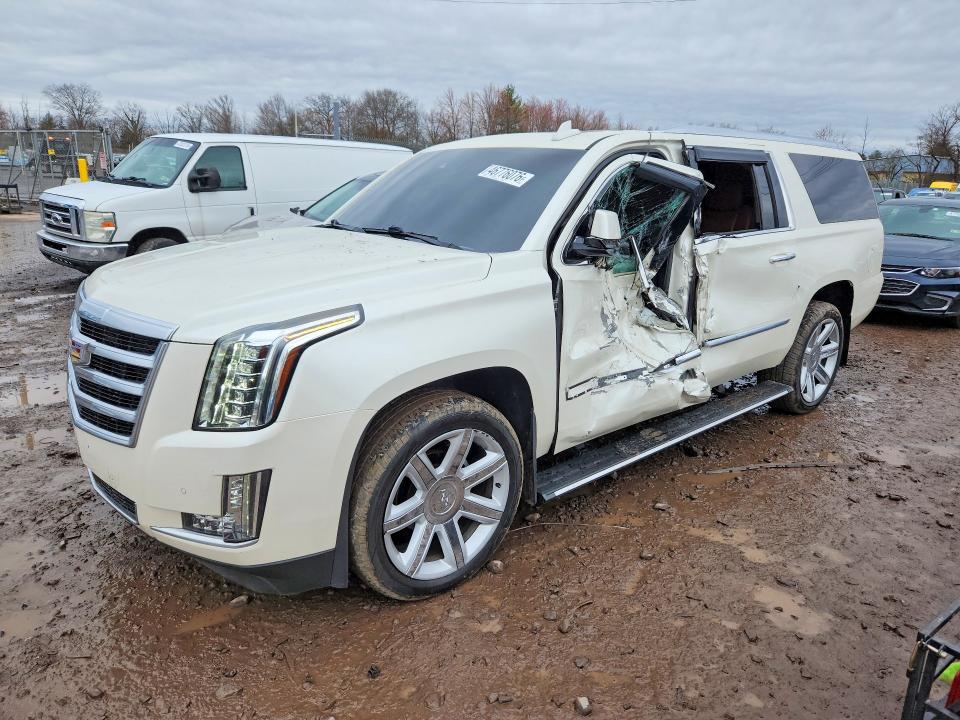 2015 Cadillac Escalade მანქანა იყიდება აუქციონზე, vin: 1GYS4TKJ5FR705556, აუქციონის ნომერი: 46776076