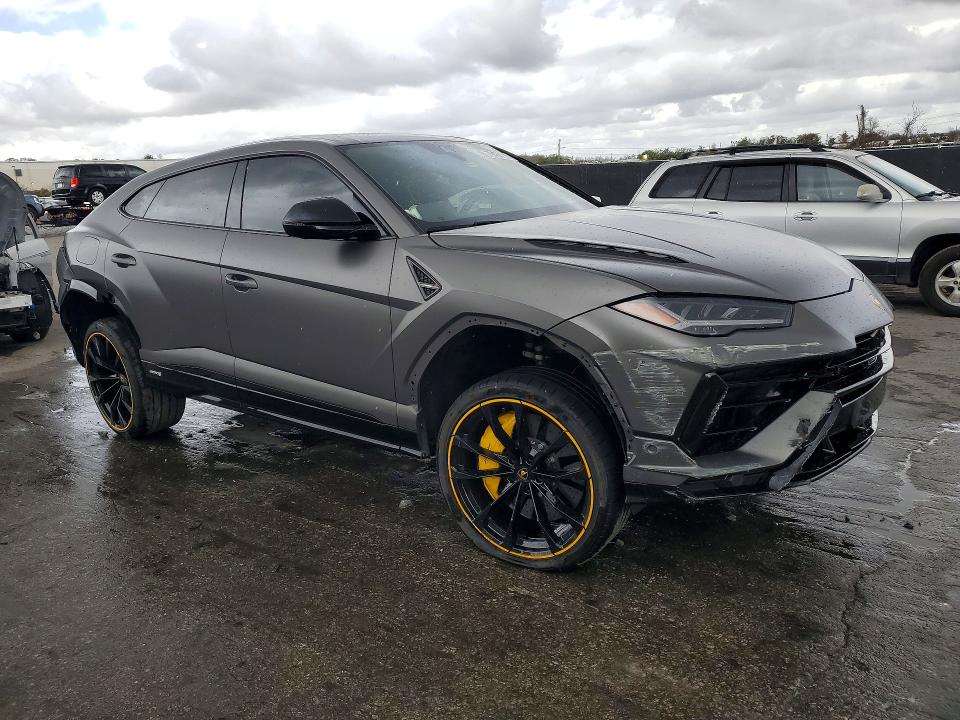 79468715 :رقم المزاد ، ZPBUB3ZL9PLA25569 vin ، 2023 Lamborghini Urus مزاد بيع