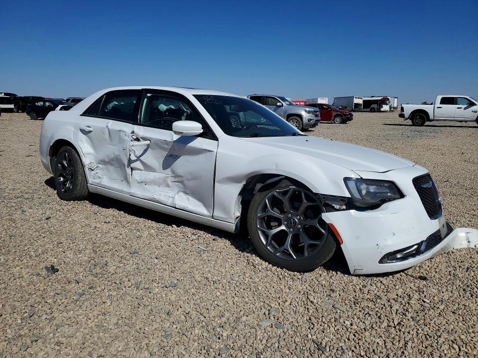 45777616 :رقم المزاد ، 2C3CCABG6LH233518 vin ، 2020 Chrysler 300 مزاد بيع