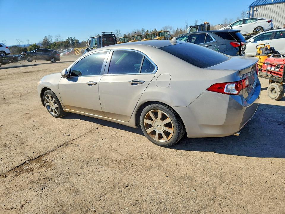 2010 Acura Tsx მანქანა იყიდება აუქციონზე, vin: JH4CU2F60AC021924, აუქციონის ნომერი: 45586736