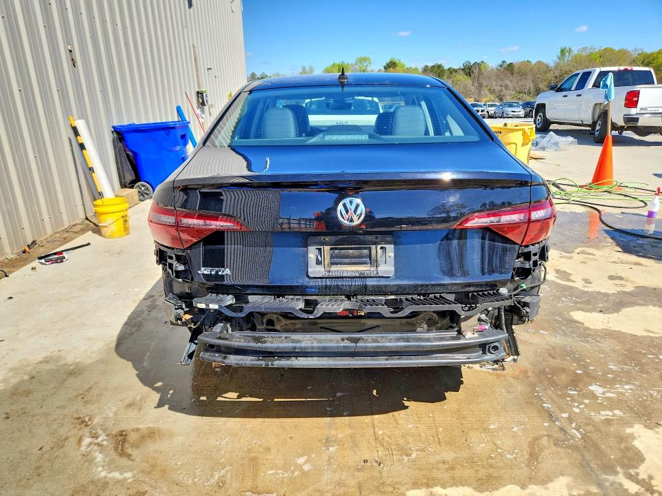 45768856 :رقم المزاد ، 3VWG57BU5MM098029 vin ، 2021 Volkswagen Jetta مزاد بيع