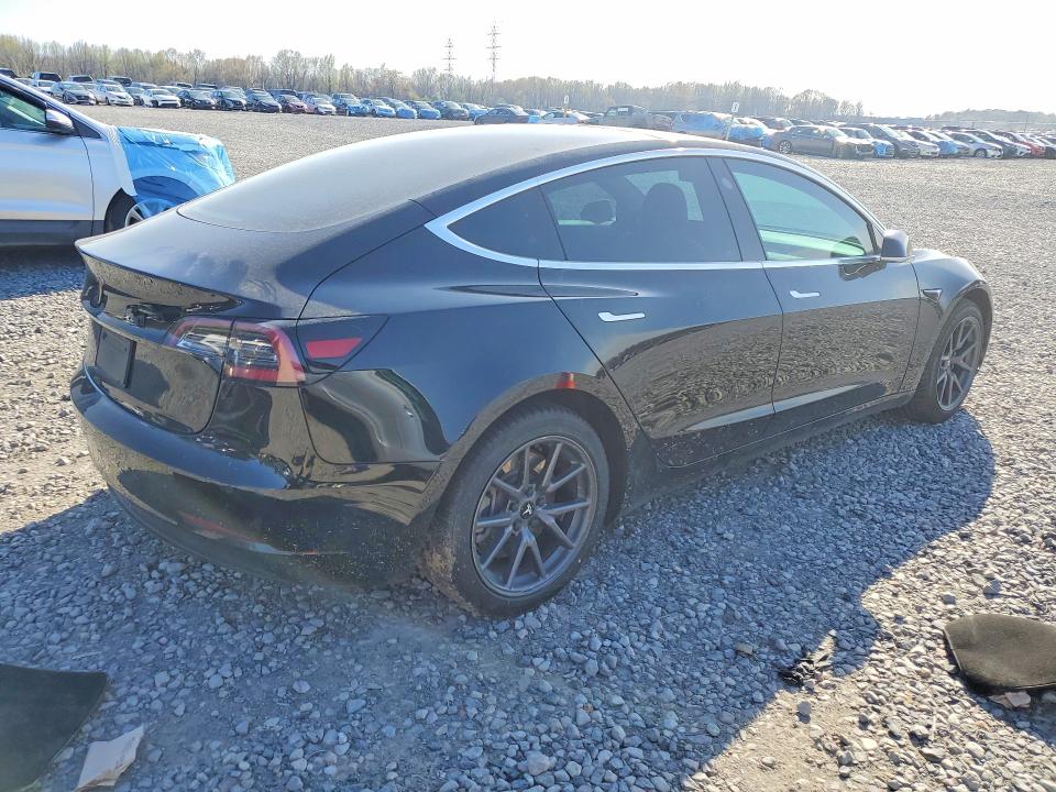 46188646 :رقم المزاد ، 5YJ3E1EA1KF306621 vin ، 2019 Tesla Model 3 مزاد بيع