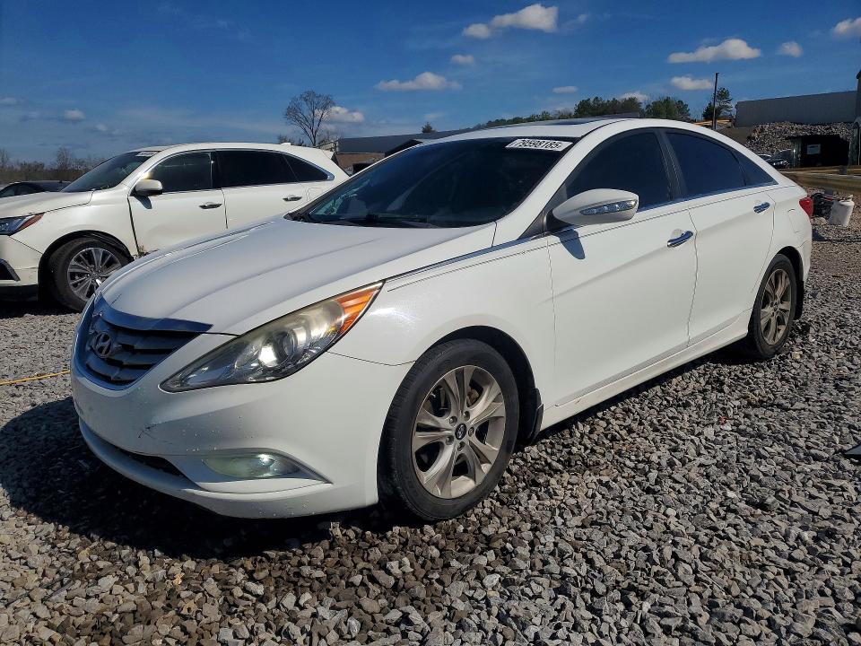 2011 Hyundai Sonata მანქანა იყიდება აუქციონზე, vin: 5NPEC4AC0BH273717, აუქციონის ნომერი: 79598185