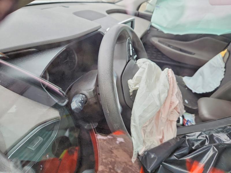 79430615 :رقم المزاد ، 5NMS2CAD0KH116047 vin ، 2019 Hyundai Santa Fe مزاد بيع